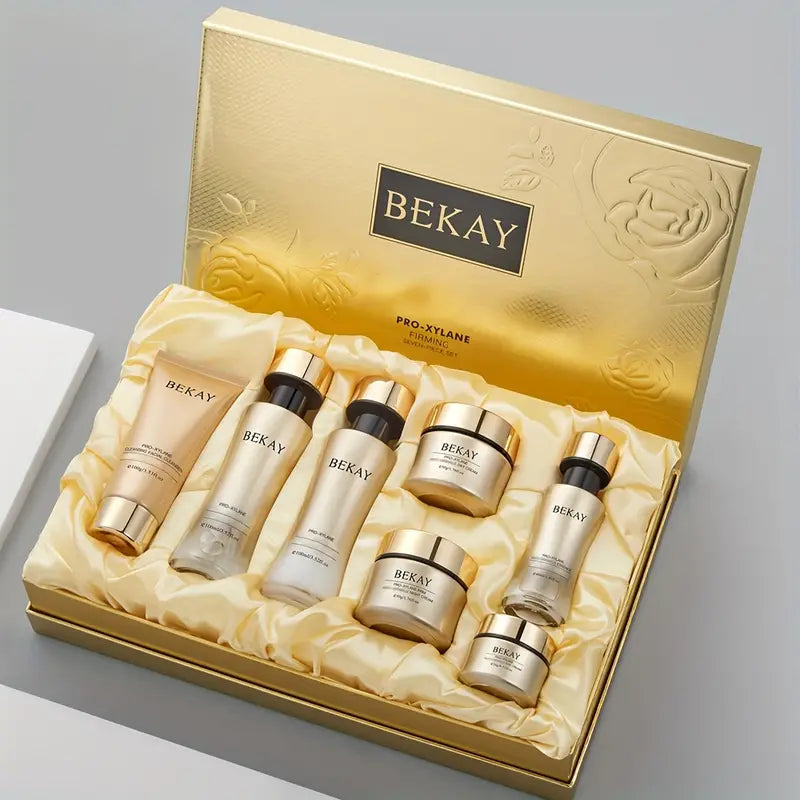 "Natural Sea Hydrating Facial Care Set with gentle cleanser"